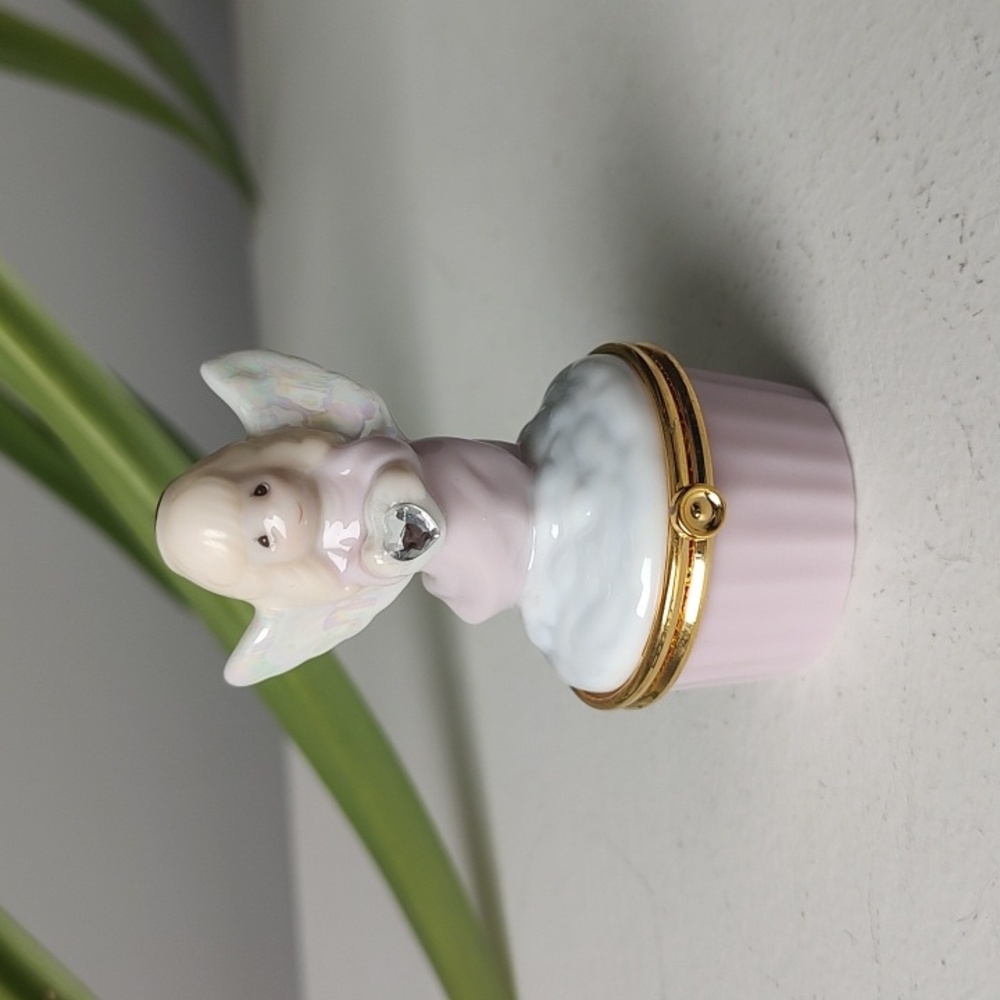 Precious Moments By Enesco Porcelain Hinged Box